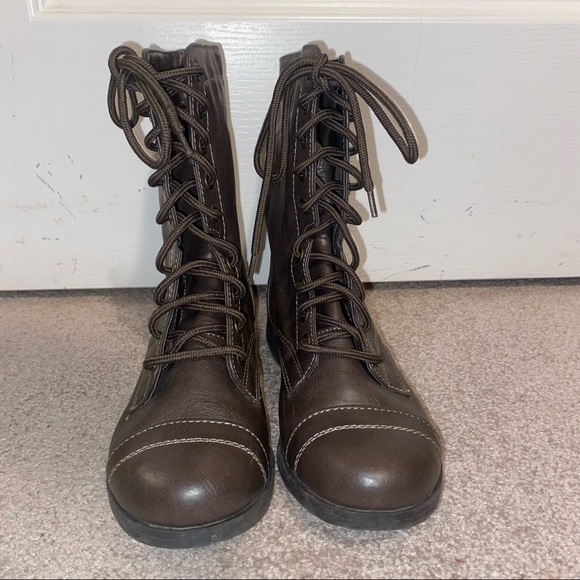 Brash leather booties! - Picture 3 of 7